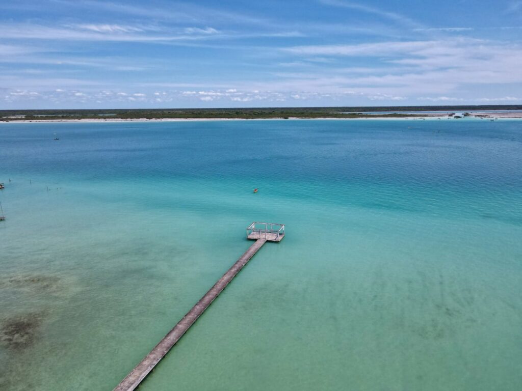 7 Razones por las que la Laguna de Bacalar es el Paraíso Escondido que Debes Visitar YA