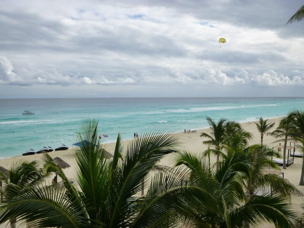 La Guía Definitiva de las Mejores Playas Públicas de Cancún que NO Puedes Perderte