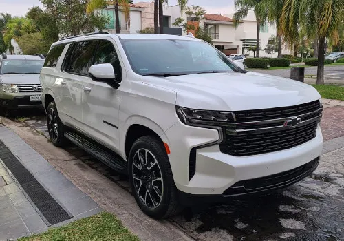 Renta Camioneta SUV